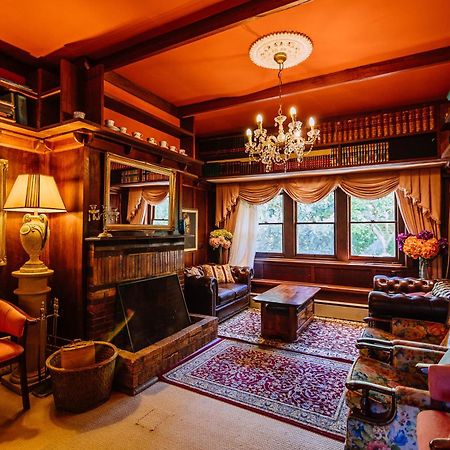 Warburton Lodge Eksteriør billede