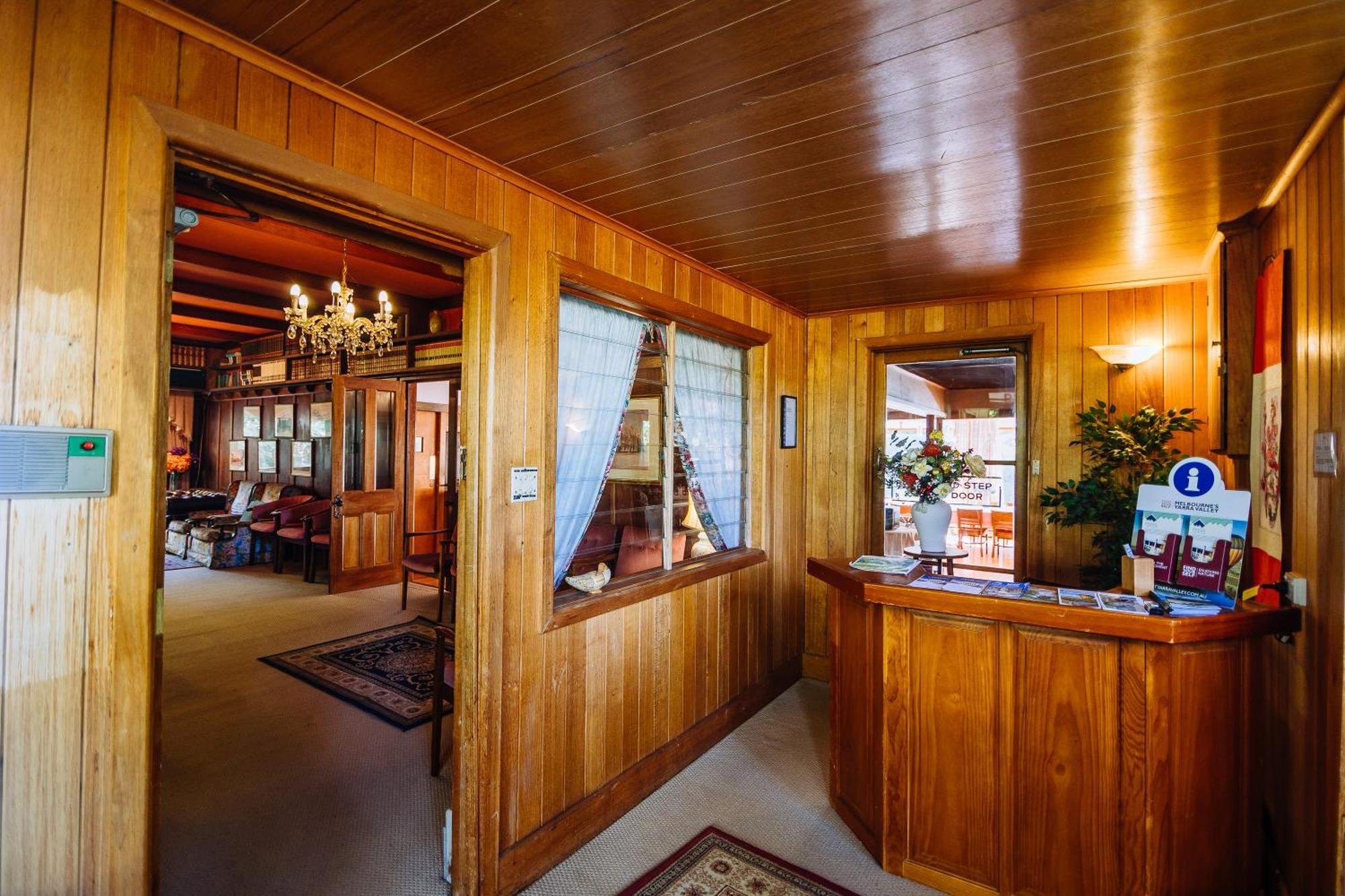 Warburton Lodge Eksteriør billede